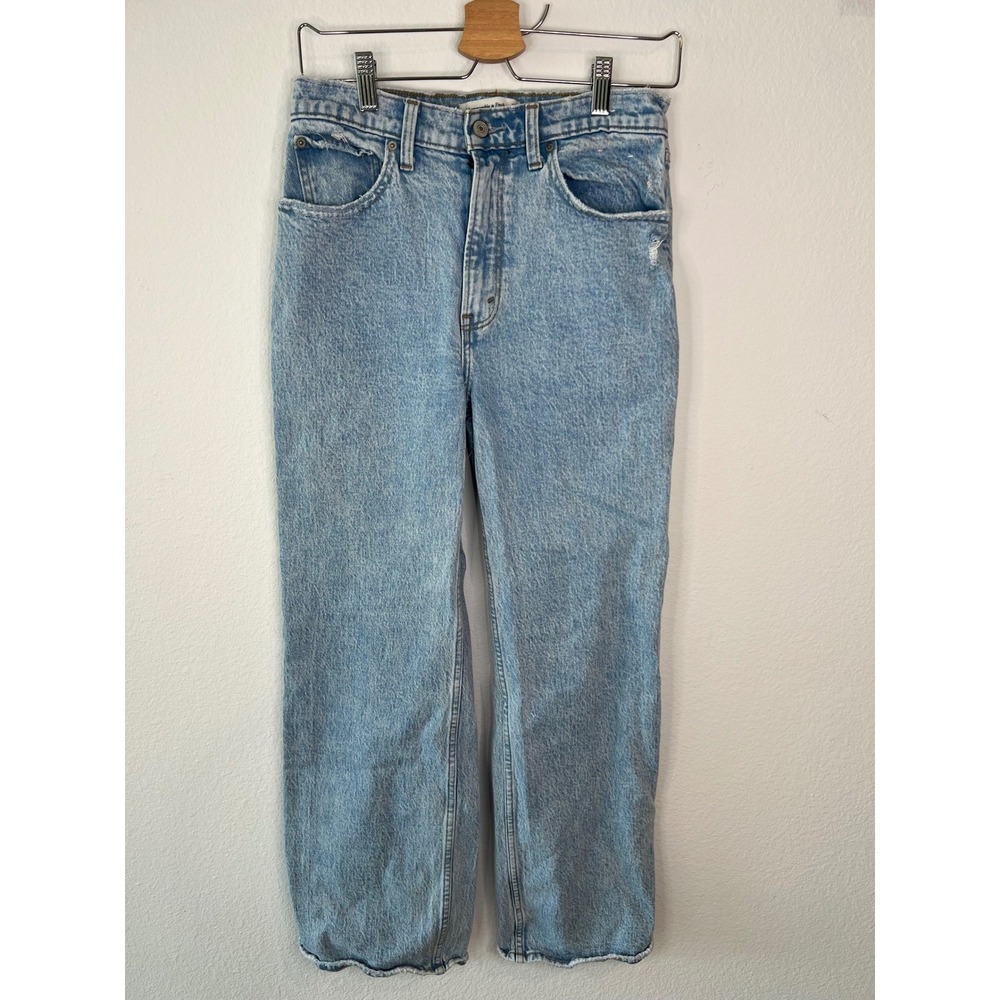 Abercrombie & Fitch Women 90s Relaxed High Rise Jeans Light Wash 27/4s